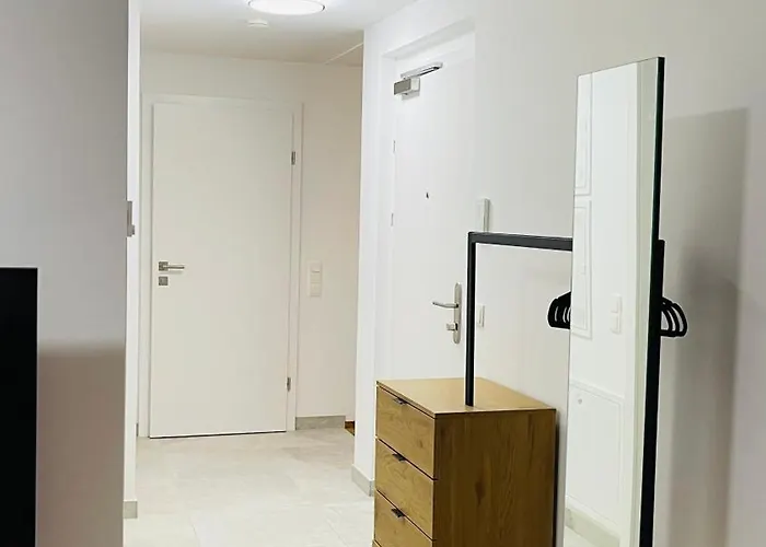 Spacious Penthouse - 4 For Up To 10 Guests - Contactless Check-in Apartman *
