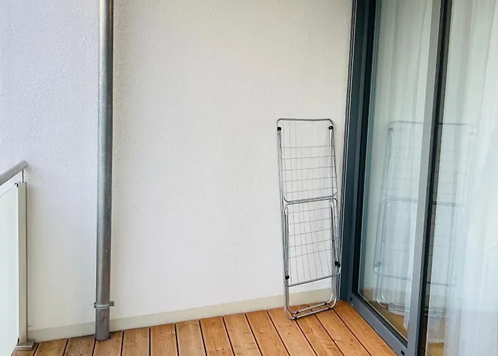 Apartman Spacious Penthouse - 4 For Up To 10 Guests - Contactless Check-in Bécs