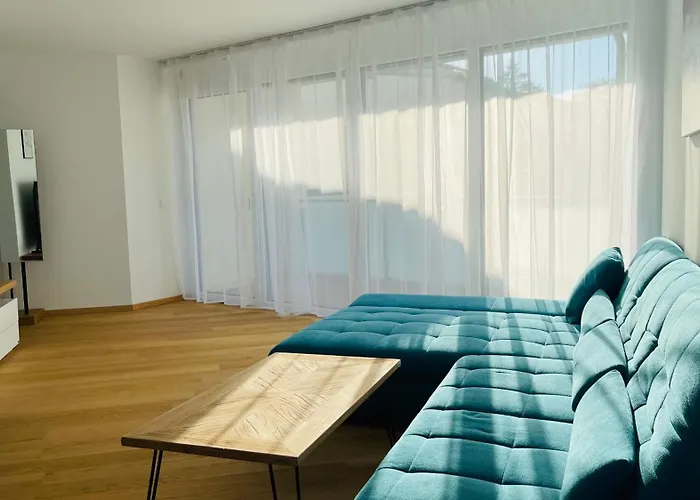 Spacious Penthouse - 4 For Up To 10 Guests - Contactless Check-in Apartman Bécs
