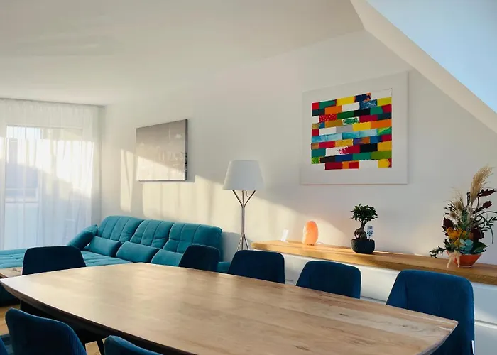 Apartman Spacious Penthouse - 4 For Up To 10 Guests - Contactless Check-in